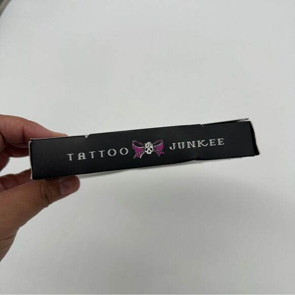 NIB Ombre Lip Kit tattoo junkie - Picture 2 of 4